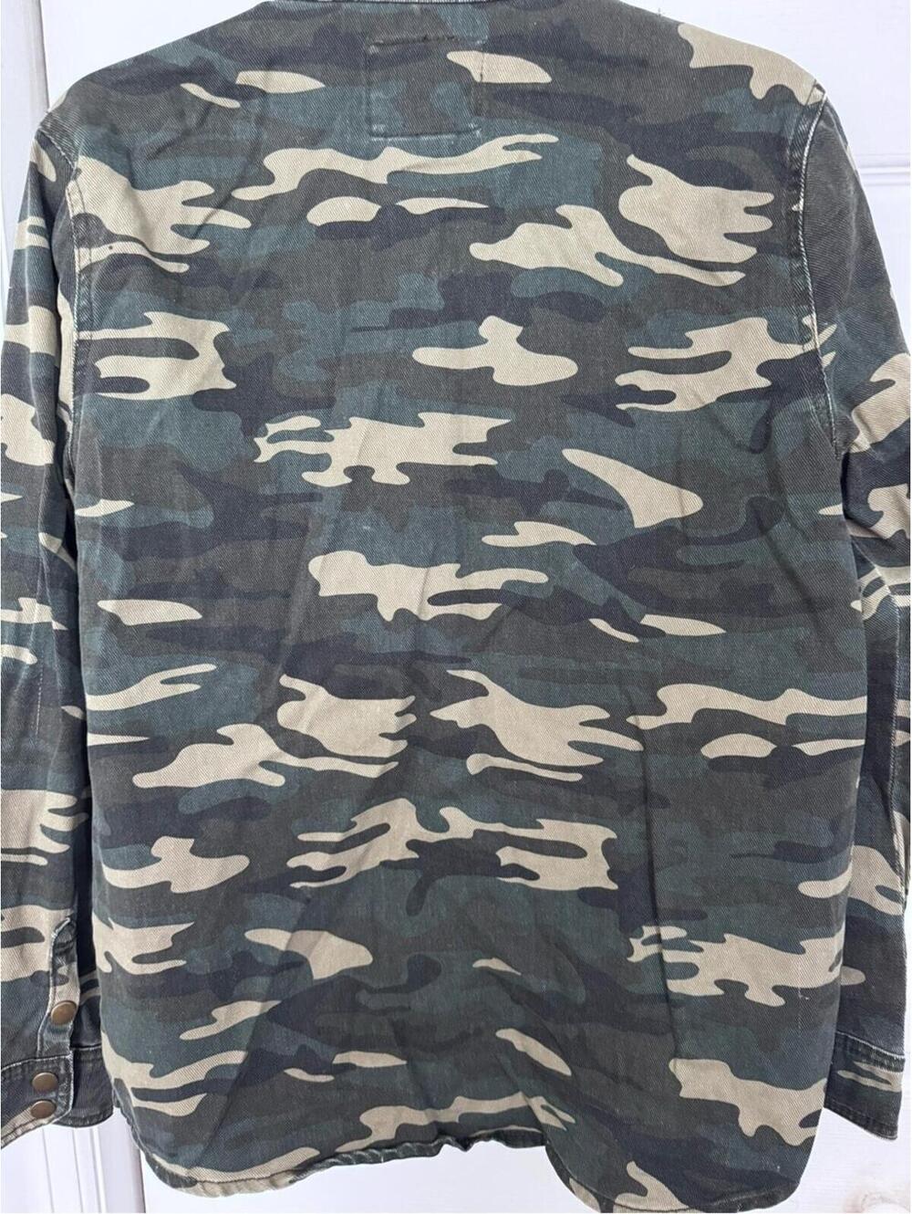 Forever 21 Green and Cream Camo Utility Jacket - Picture 6 of 9